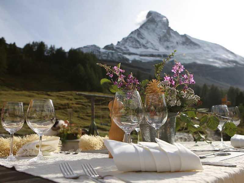 The Best Restaurants in Zermatt (Local's top choice) 2023/2024