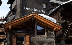 Dent.Blanche.Exterior (3).jpg